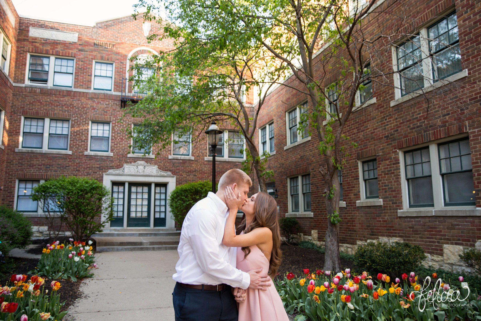 KC Romantic Engagement Photos | Quality Hill Courtyard | Images by www.feliciathephotographer.com