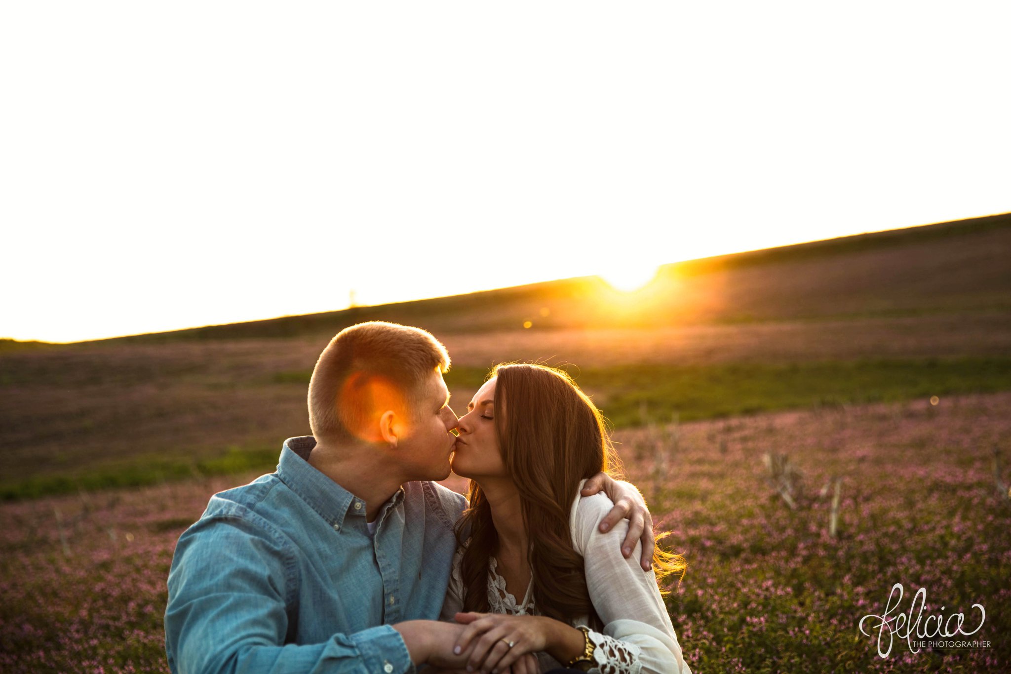 Romantic Engagement Photography | Kansas City, MO | Kissing in Field | Images by www.feliciathephotographer.com
