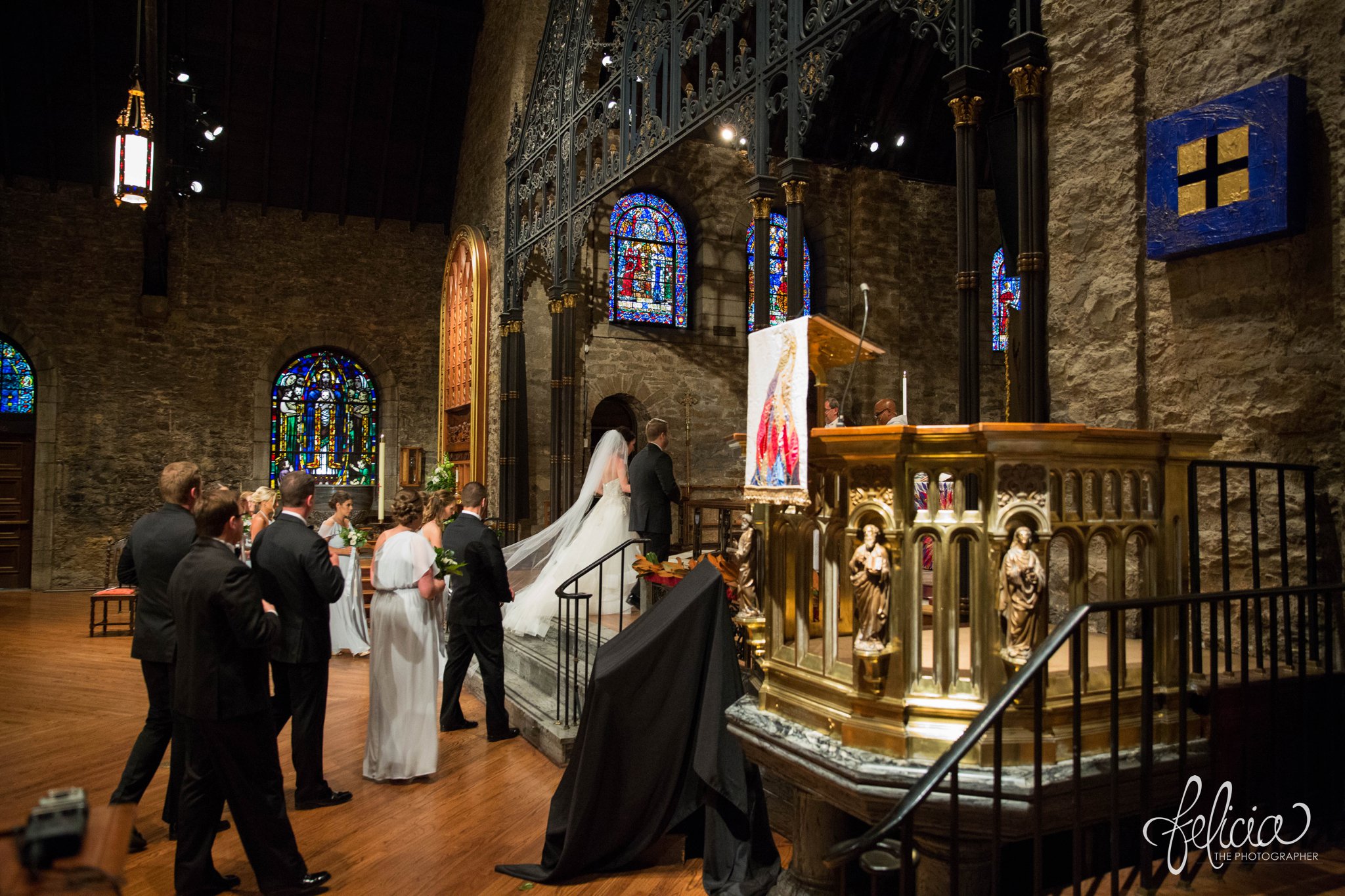 Grace and Holy Trinity Cathedral Wedding Photos | Ceremony  altar | Kansas City | Images by www.feliciathephotographer.com