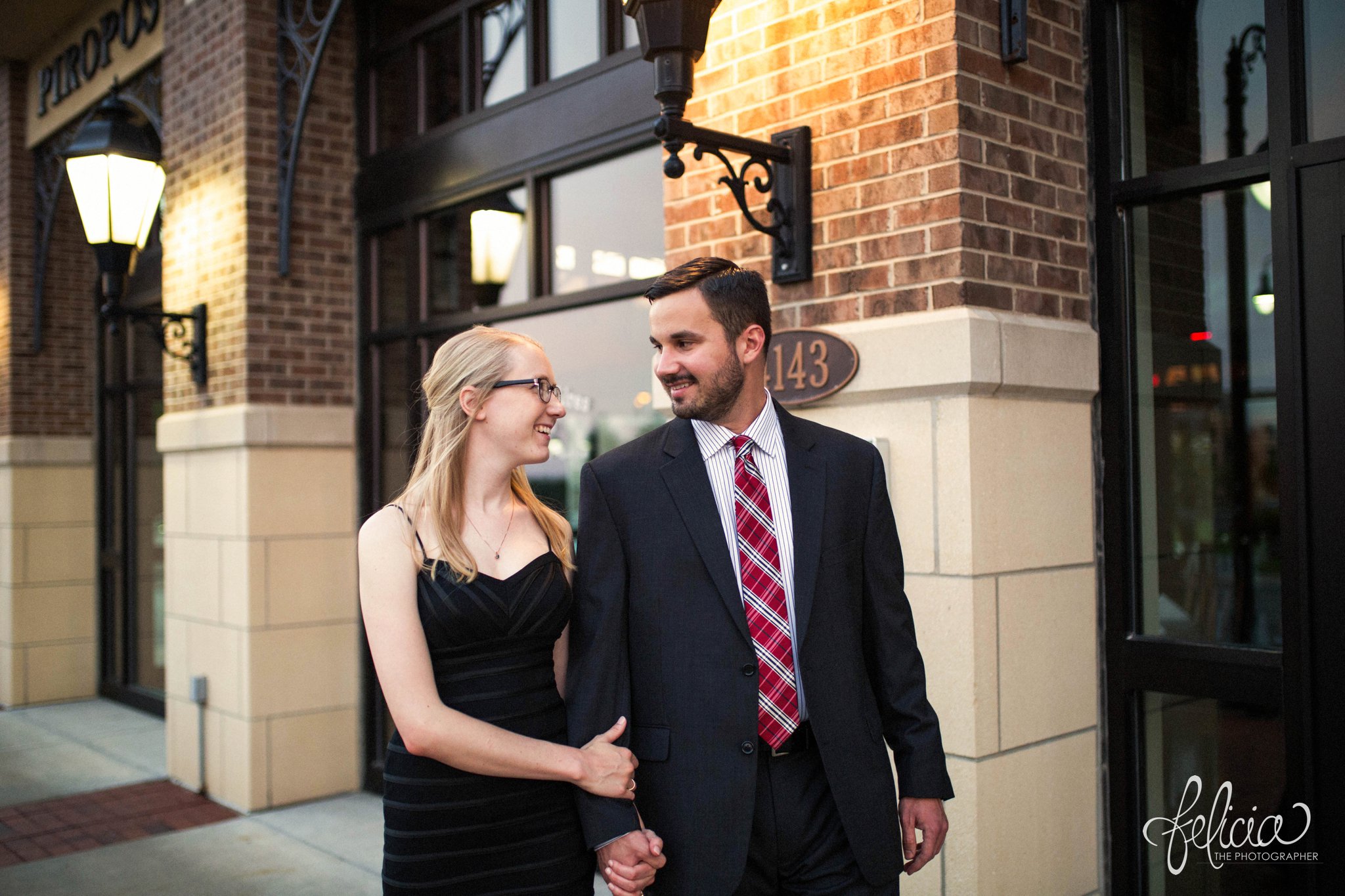 Classic Engagement Photos | Kansas City | Felicia the Photographer 