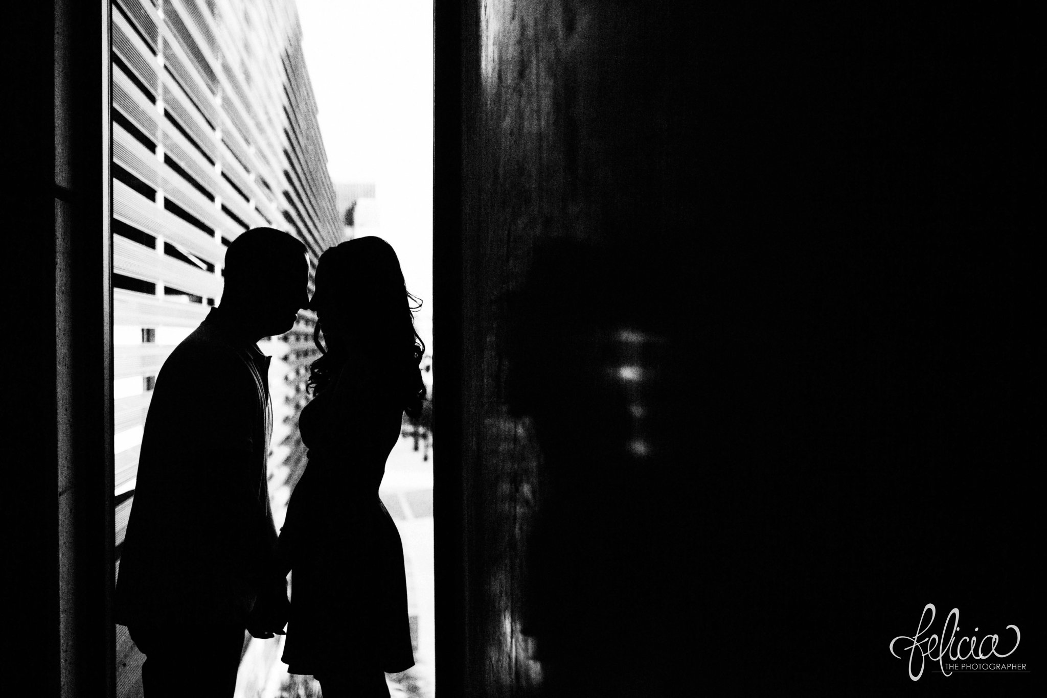Downtown Kansas City Engagement Photos | Felicia The Photographer | Black and White Silhouette