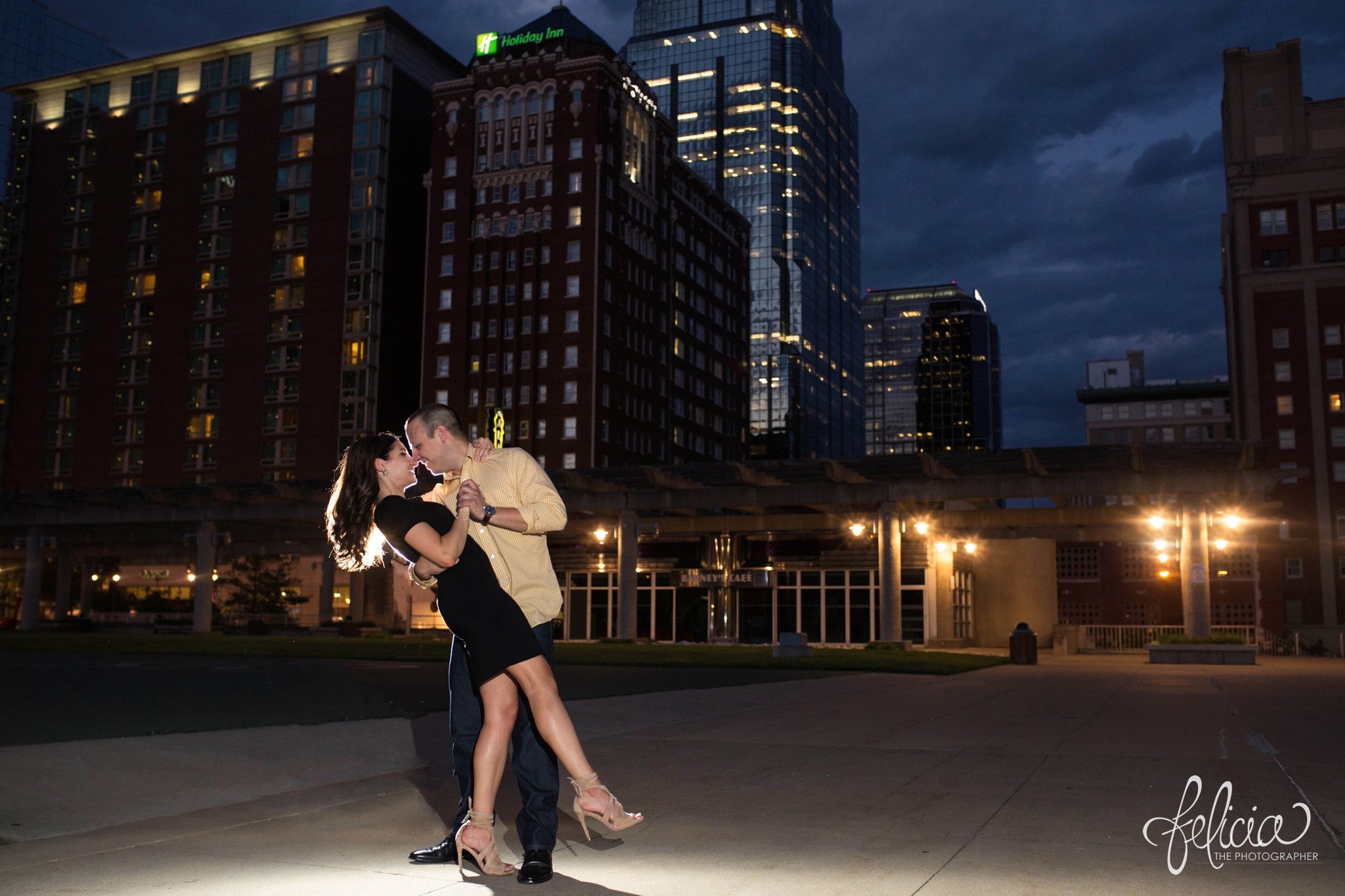 Downtown Kansas City Engagement Photos | Felicia The Photographer | Dancing at Night