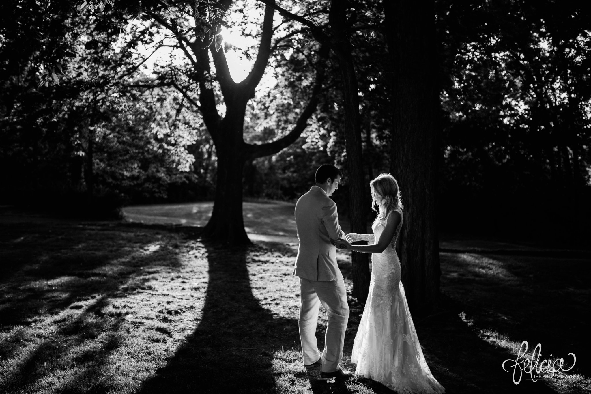 The Hawthorne House | Romantic Black and White | Sunset Pictures | Candid Bride and Groom | Kansas City Wedding | Felicia The Photographer