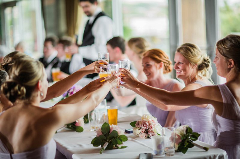 Boulevard Brewery Wedding Photos | Kansas City | Felicia The Photographer | Cheers | Toast | Reception details