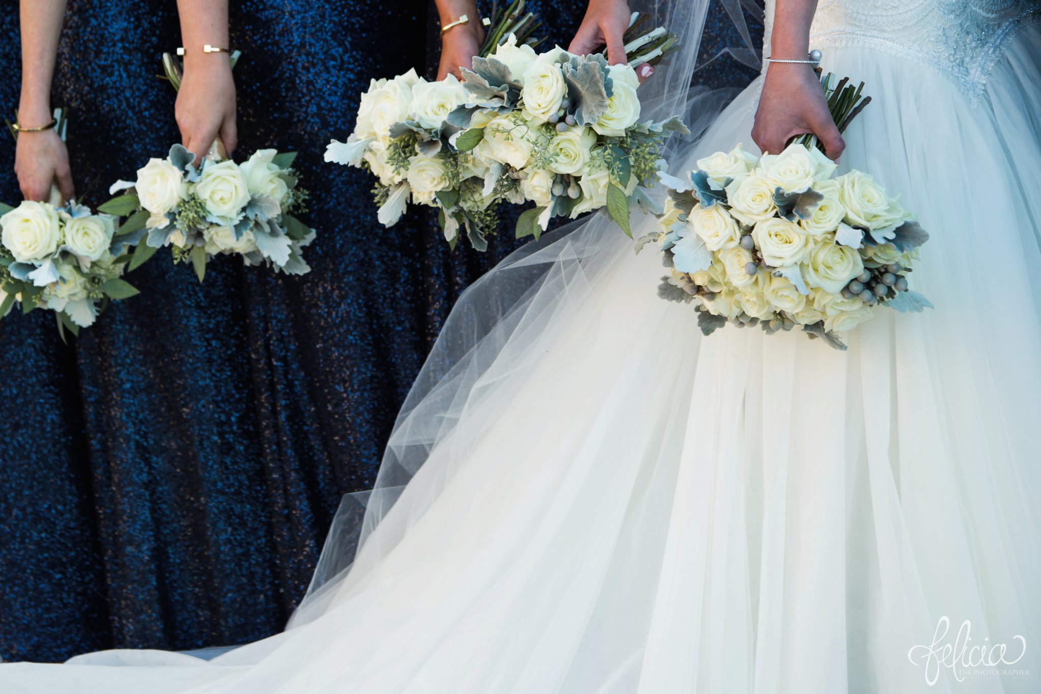 Navy and gold Wedding | Felicia the Photographer | Colorful Wedding Photos | Poppy and Clover | Essense of Australia | Sequins | Mismatch | White Roses | Dusty Miller