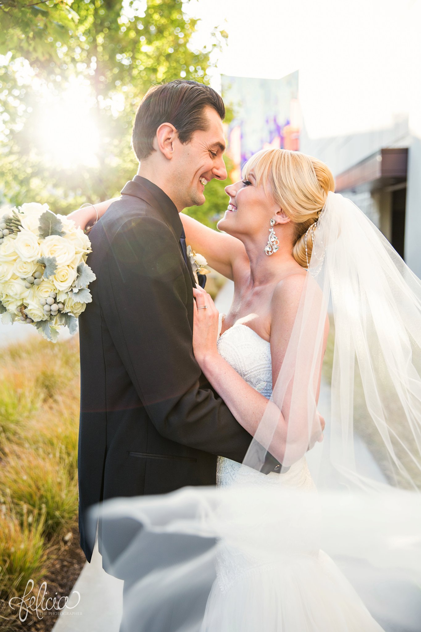 Navy and Gold Wedding Photos | Felicia the Photographer | Essense of Australia | Bride and Groom | Cathedral Veil | Romantic