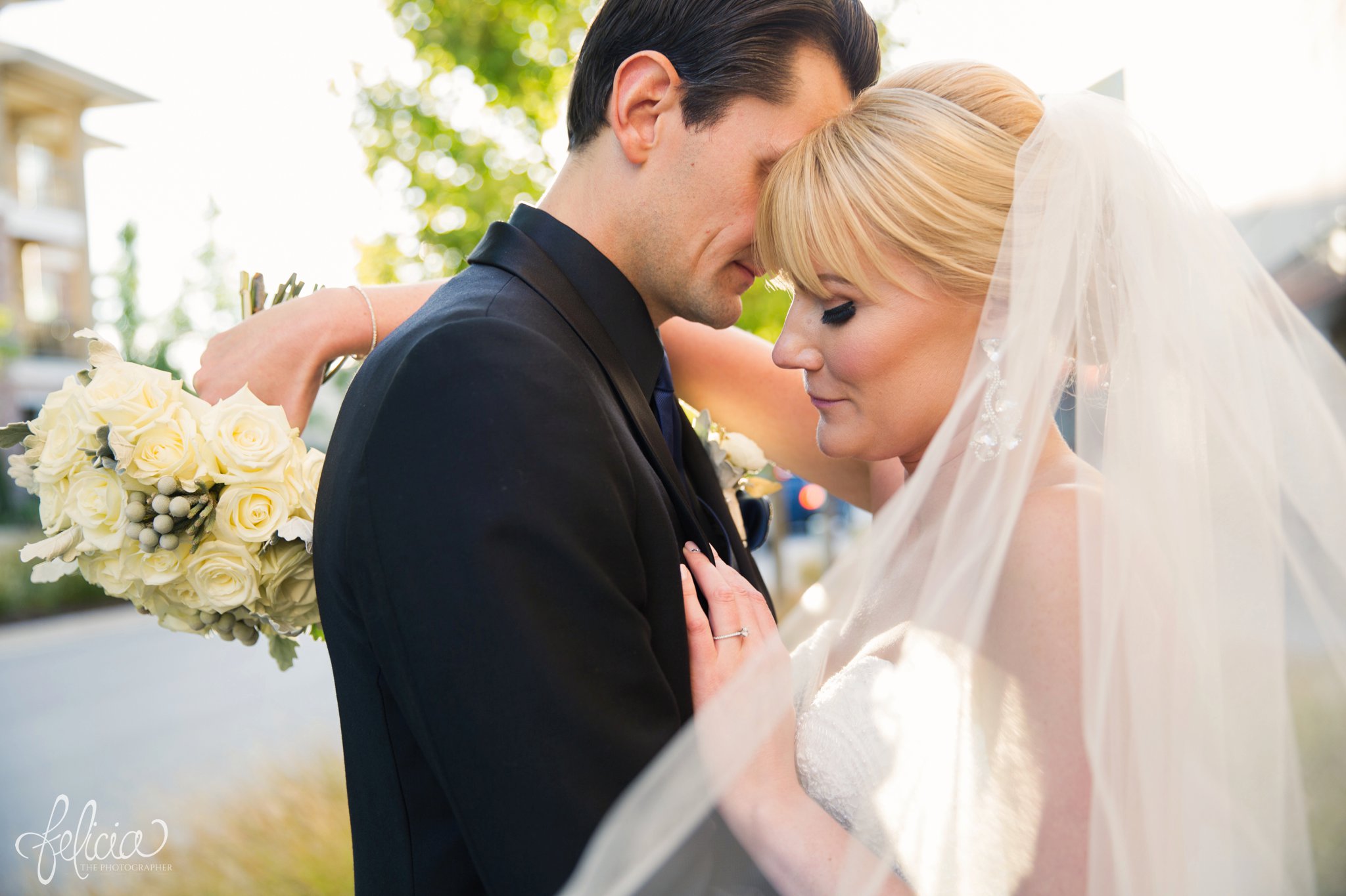 Navy and Gold Wedding Photos | Felicia the Photographer | Essense of Australia | Bride and Groom | Cathedral Veil | Warm | Romantic