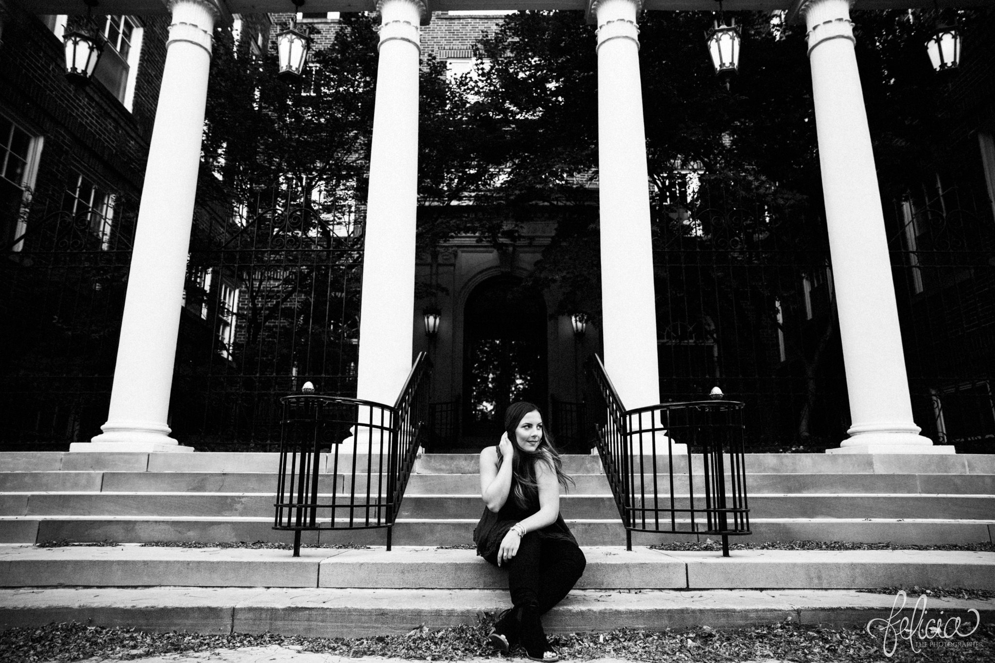 black and white | senior pictures | Kansas City | senior photos | senior photography | images by feliciathephotographer.com | natural | pillars | columns | casual pose | staircase | sitting on steps 