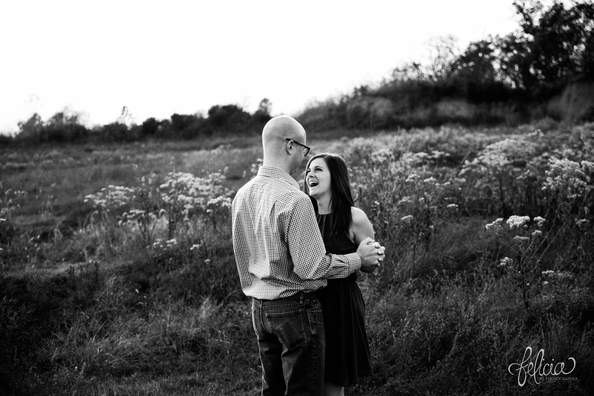 black and white | engagement pictures | engagement photos | nature | golden hour | sunset | sunset photography | fall | autumn | burgundy | natural | holding hands | candid | laughter 