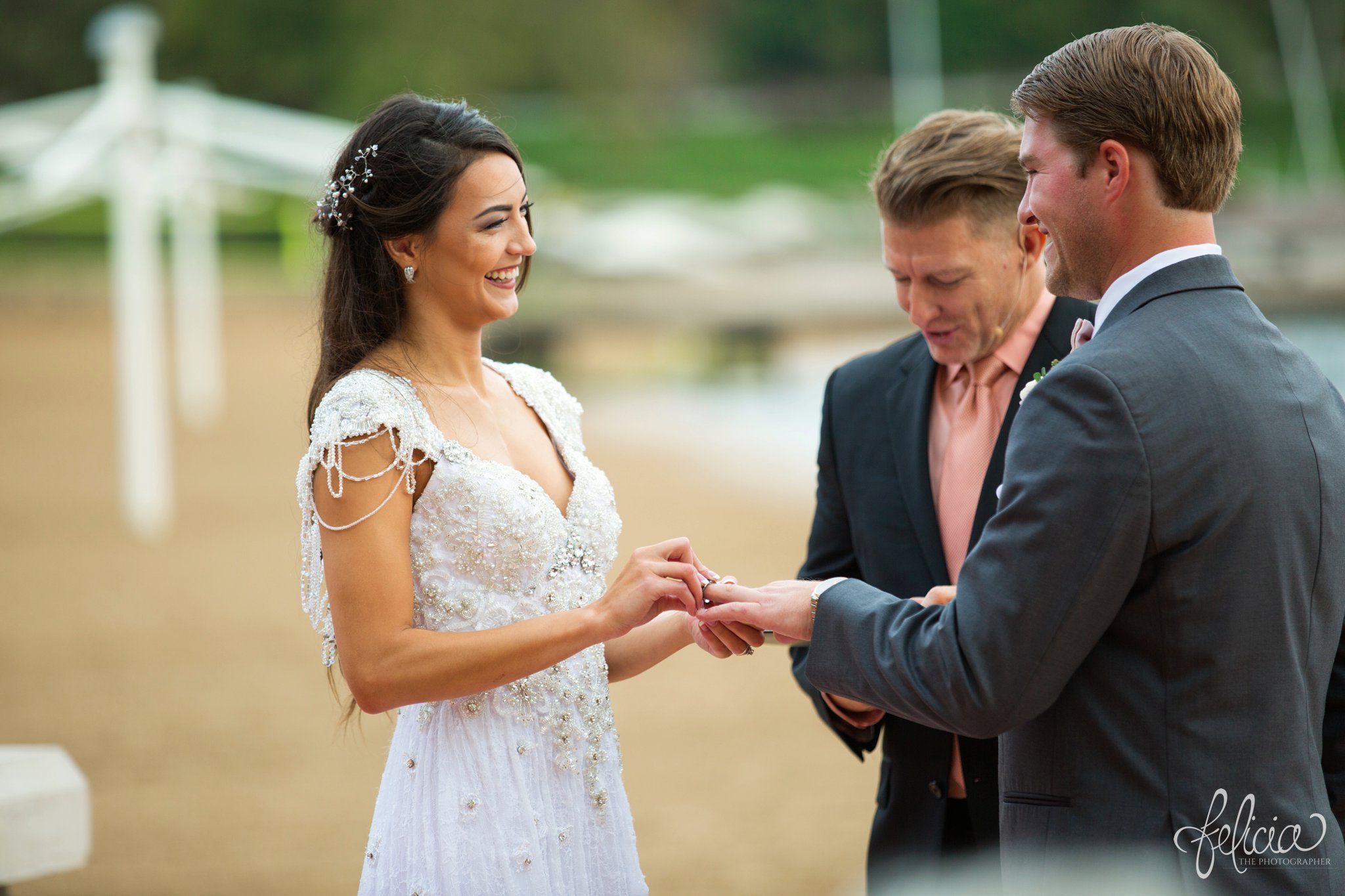 Lake Quivira | Outdoor Ceremony | Exchanging Rings | Kansas City | Felicia The Photographer