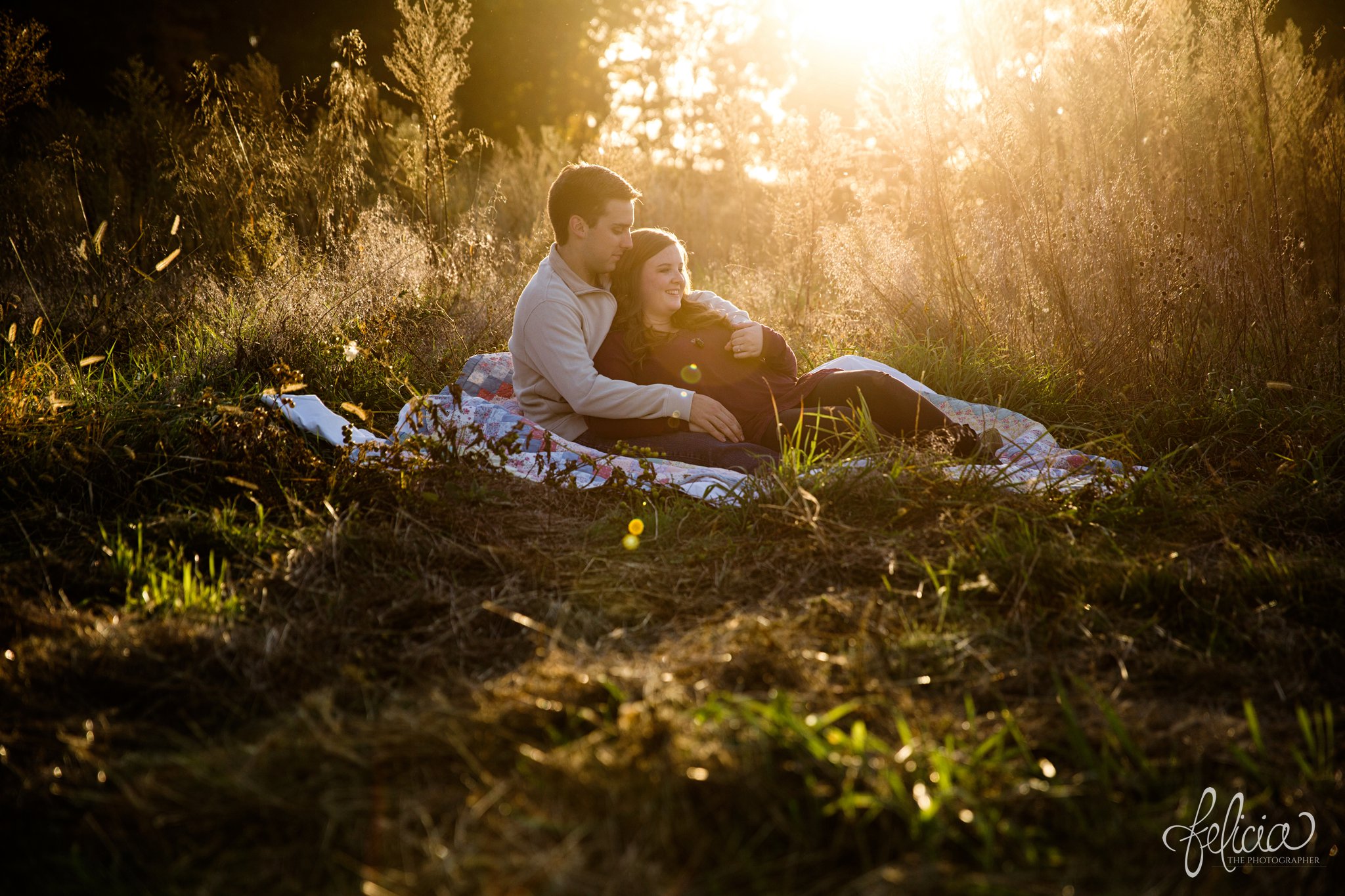 engagement photos | fall engagement photos | engagement photography | Felicia the Photographer | images by feliciathephotographer.com | Sun Flare | Farm | Nature| Golden Hour | Picnic | Candid | Laying in a Field | Cuddling 