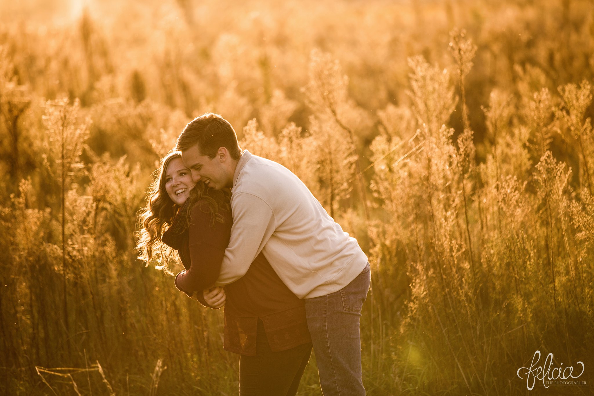 engagement photos | fall engagement photos | engagement photography | Felicia the Photographer | images by feliciathephotographer.com | Sun Flare | Farm | Nature| Golden Hour | Candid | Laughter | Hugging