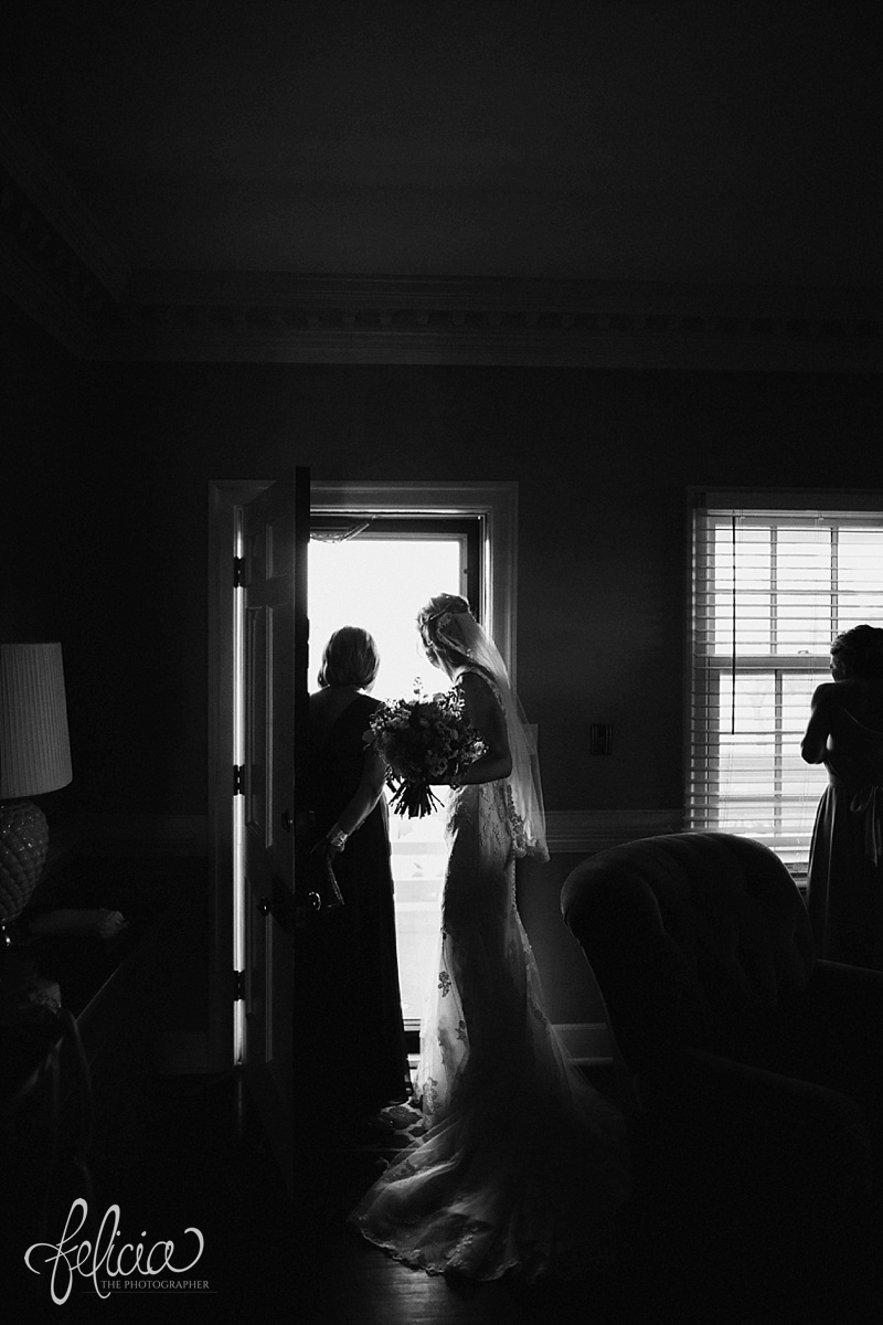 images by feliciathephotographer.com | mildale farm | destination wedding photographer | kansas | country | getting ready | ceremony | black and white | lace dress | details | 