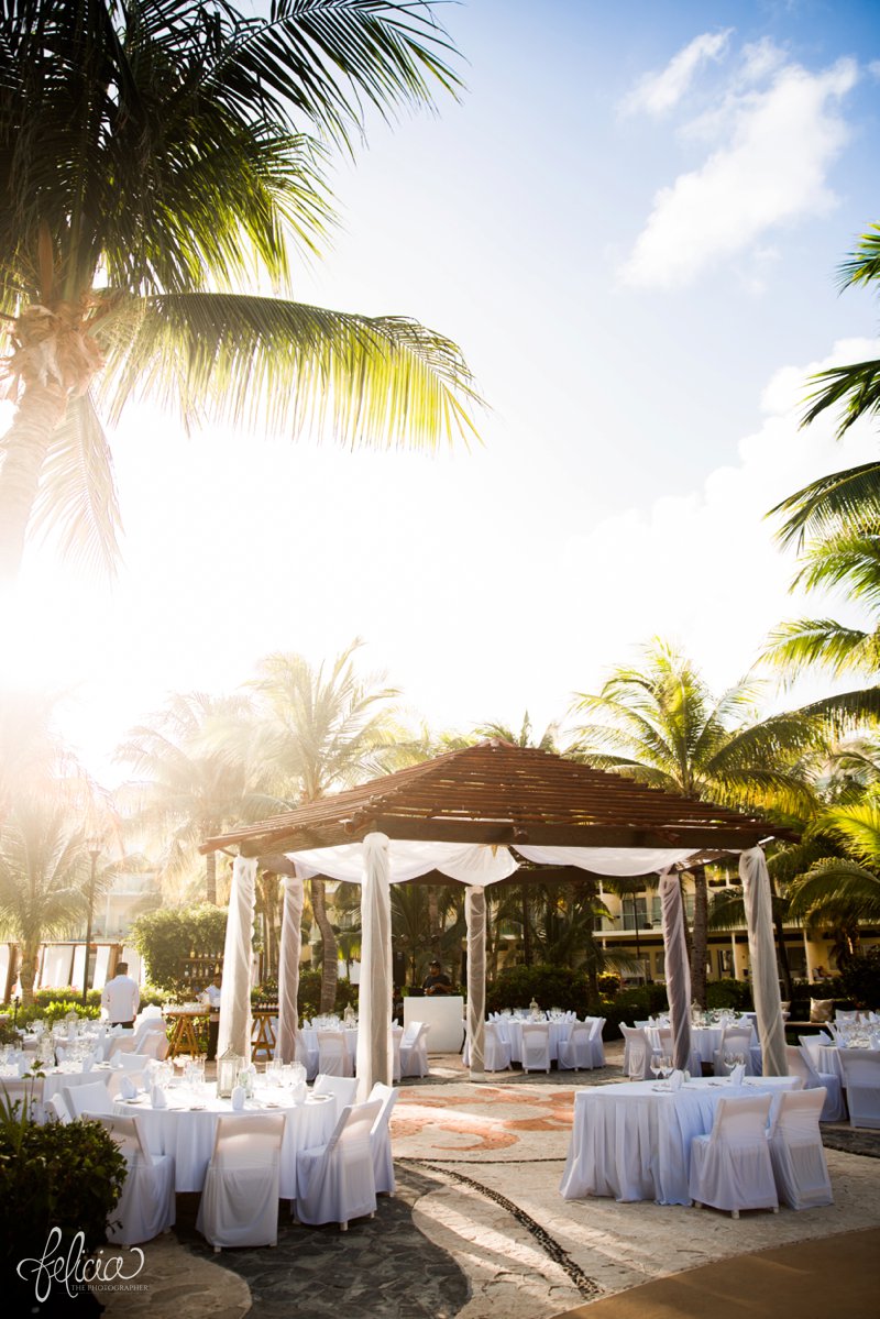 images by feliciathephotographer.com | Destination Beach Wedding | Mexico Resort | Photography | Azul Sensatori | sunset | golden hour | palm trees | ocean view | gazebo | white accents | celebration | blue skies | 