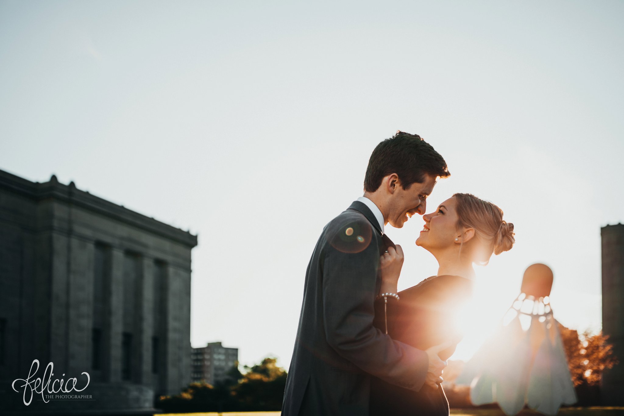 images by feliciathephotographer.com | wedding photographer | kansas city missouri | engagement | sunset | true love | romantic | golden hour | nelson Atkins | classy | elegant 