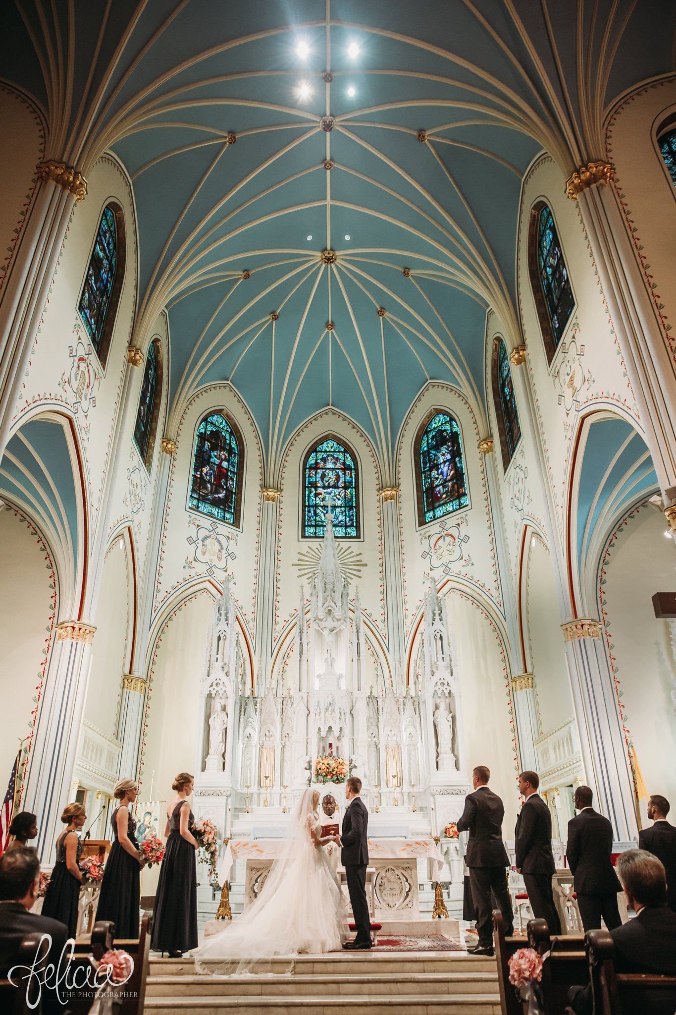images by feliciathephotographer.com | wedding photographer | kansas city | redemptorist | classic | symmetrical | ceremony | bridal party | catholic | our lady of perpetual help | romantic | glamorous |