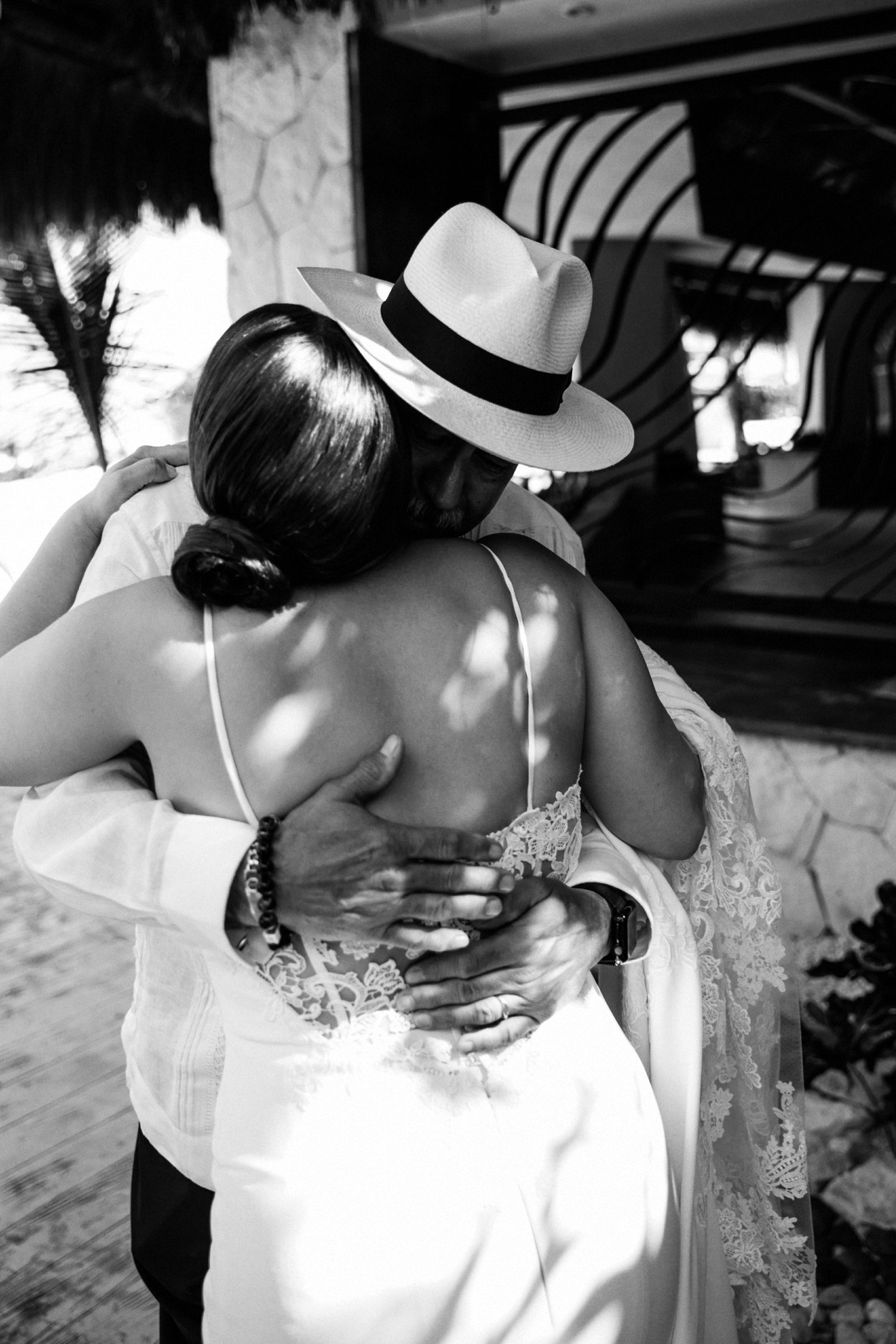  images by feliciathephotographer.com | destination wedding photographer | mexico | tropical | fiji | venue | azul beach resort | riviera maya | pre-ceremony | details | hat | lace backed dress | jaehee bridal | black and white | first look with father | 