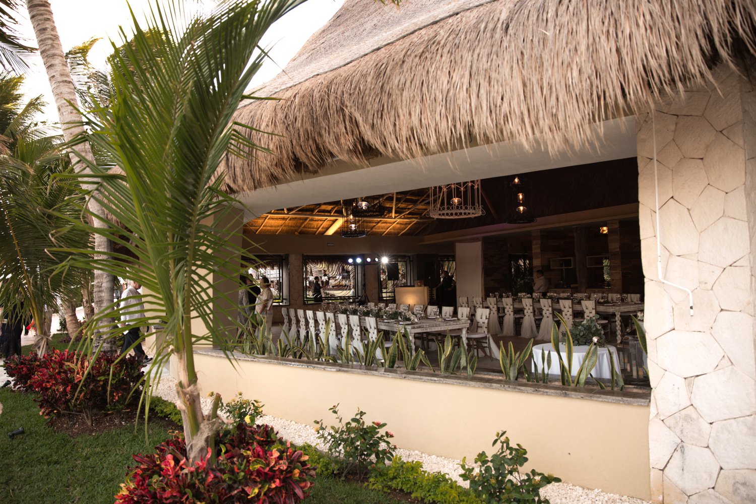  images by feliciathephotographer.com | destination wedding photographer | mexico | tropical | fiji | venue | azul beach resort | riviera maya | reception | details | palm trees | florals | white linens | 
