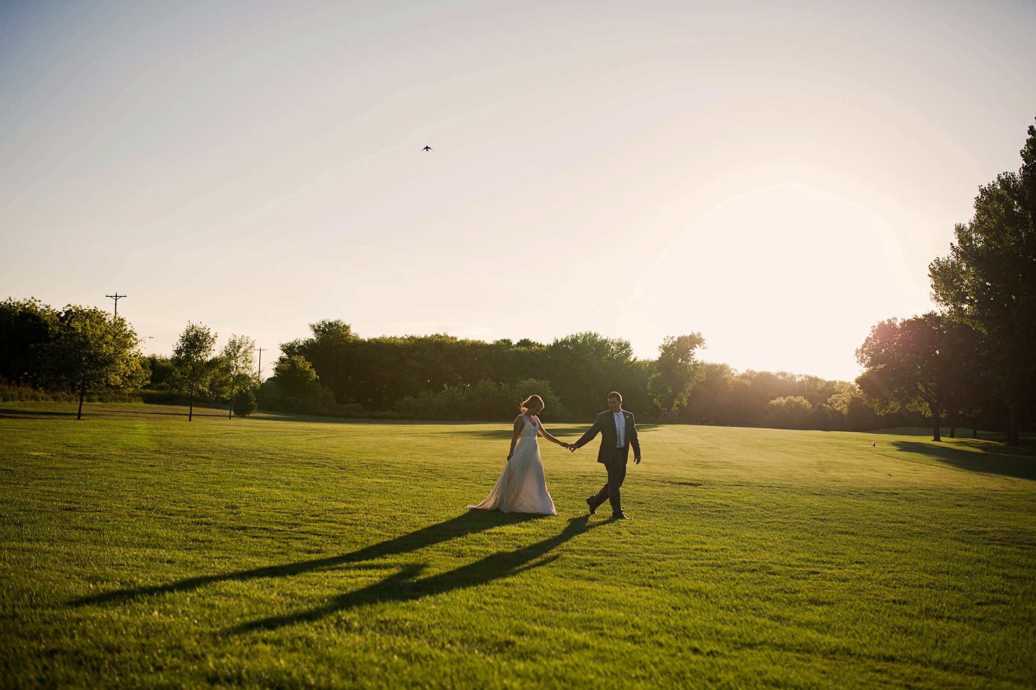 Sioux Falls Wedding Photos | Destination Photographer | Felicia The Photographer | Brandon Golf Club | Bride and Groom | Golden Hour | Walking