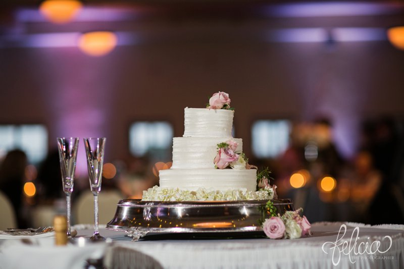 Lake Quivira | Wedding Details | Cake | Kansas City | Felicia The Photographer