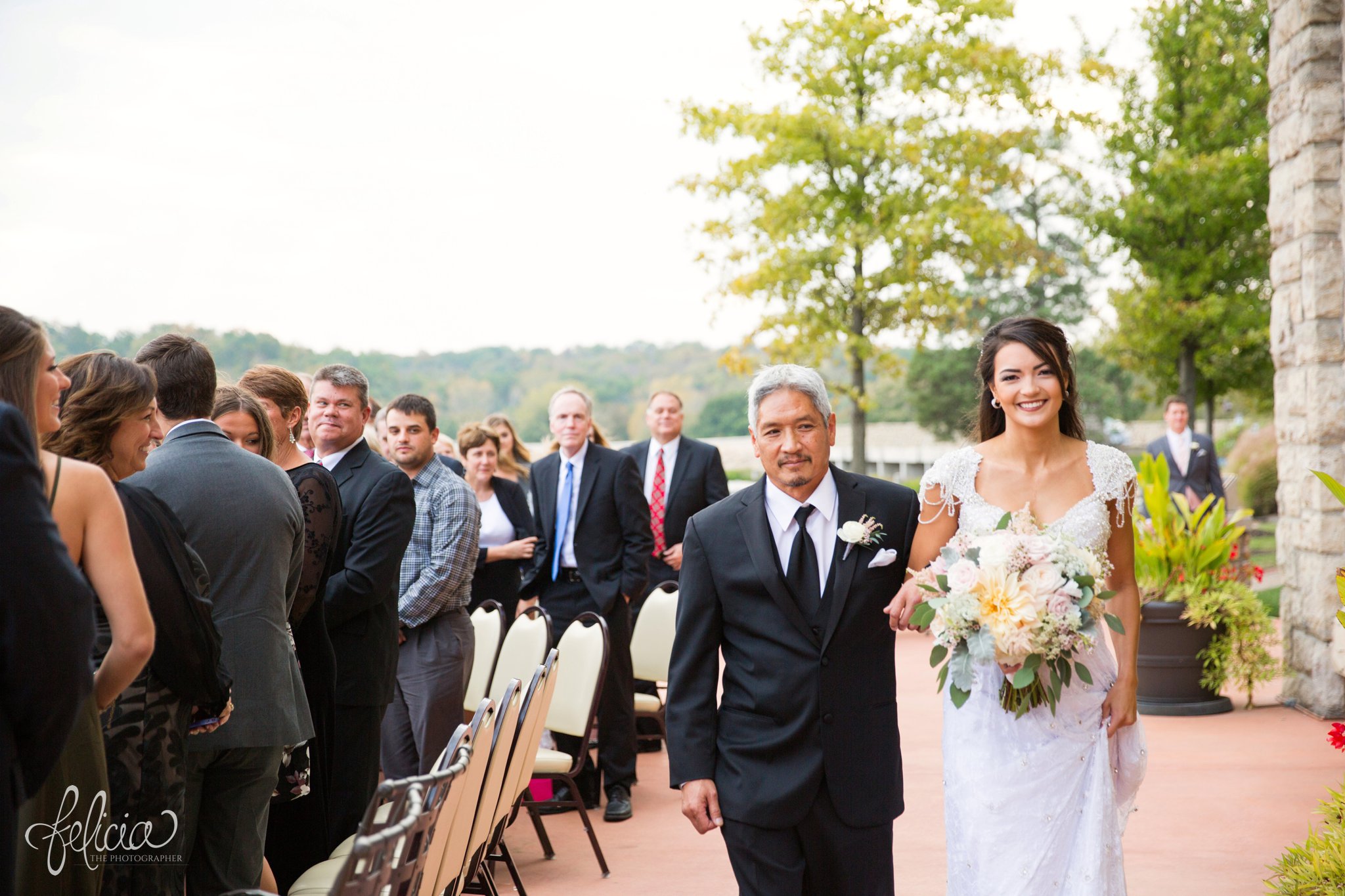 Lake Quivira | Outdoor Ceremony | Asian Bride | Kansas City | Felicia The Photographer