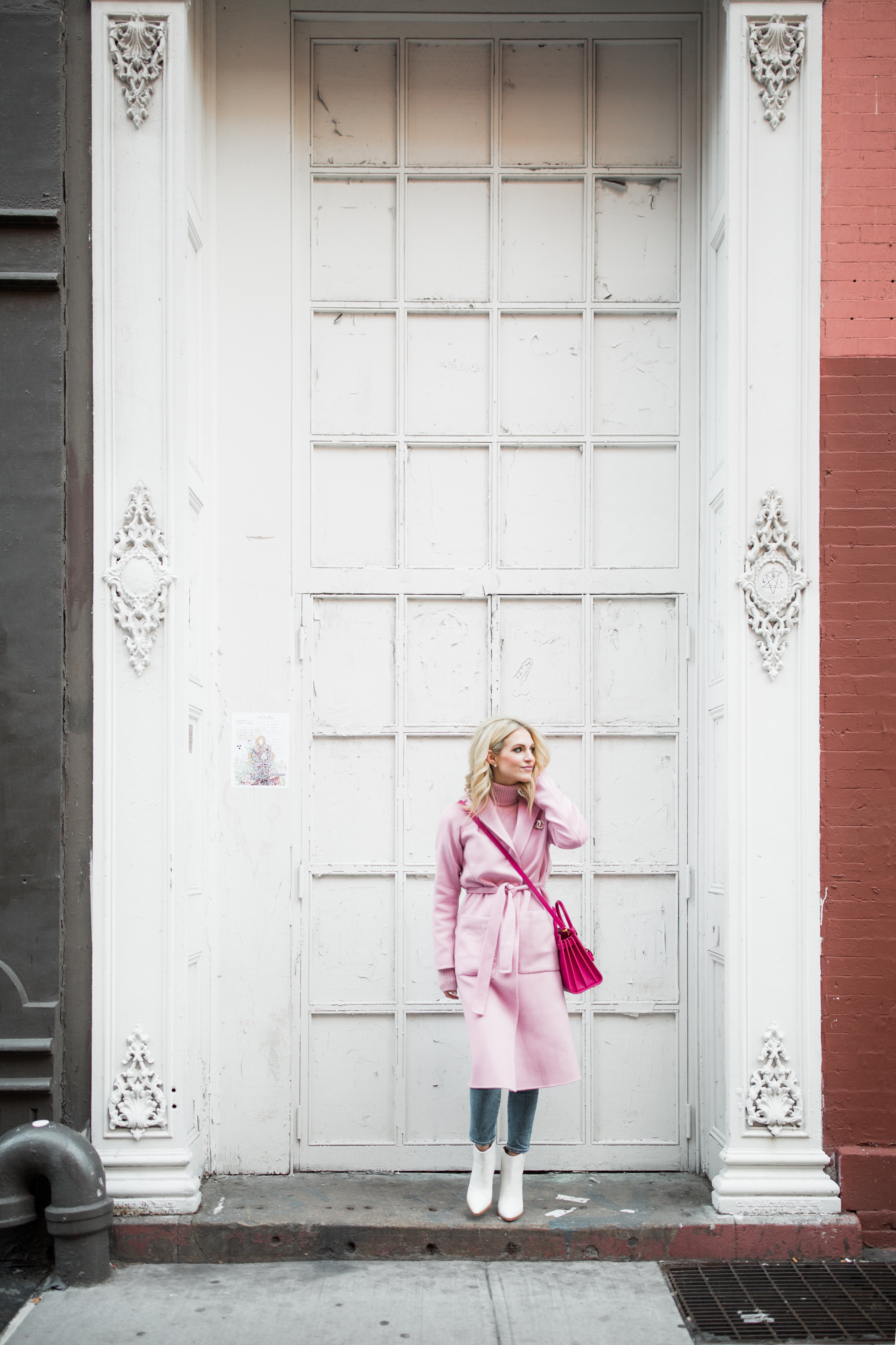  images by feliciathephotographer.com | new york city | fashion influencer photographer | headshots | eye wear | street style | pink | katey mcfarlan | blogger | chronicles of frivolity | 